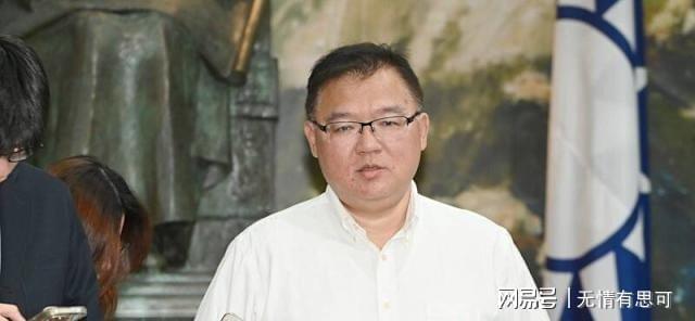 杨瀚森高效13+4+4引热议!外媒盛赞判若两人 调侃他能拿MVP