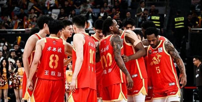 “胖东来”再一次证明了:搞垮实体经济的,不是电商,而是房东!